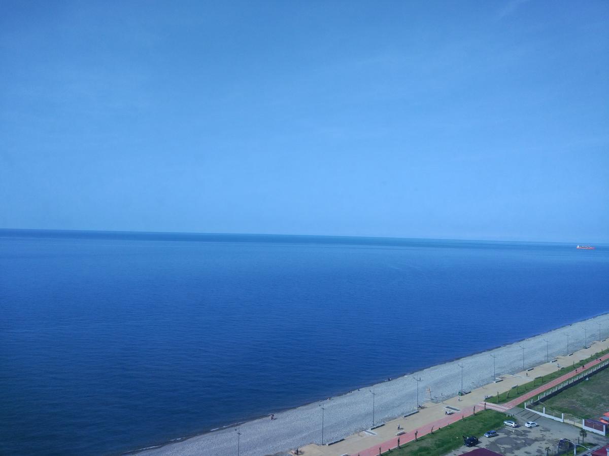 Апартаменты - Первая Линия! Batumi Luaran gambar